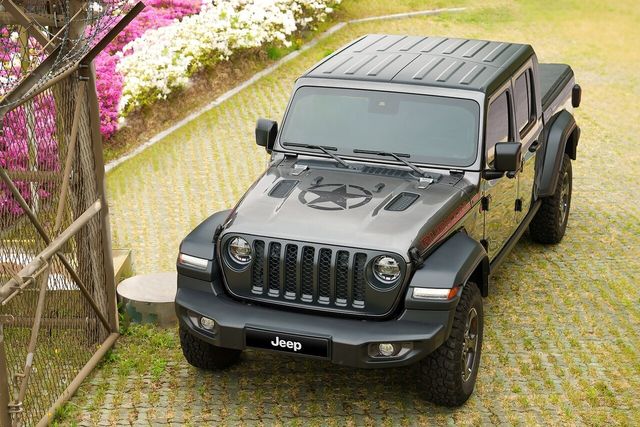 ▲지프 글래디에이터 아미 스타 패키지(사진=지프)