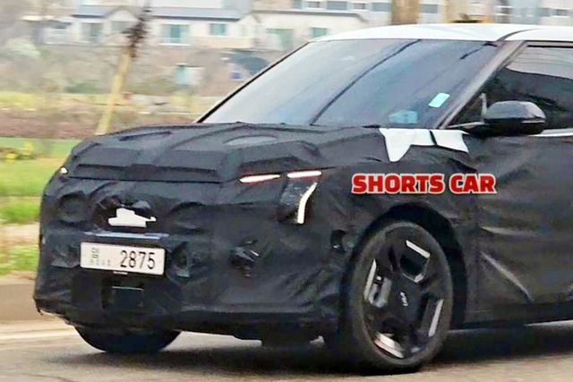 ▲기아 EV3 GT 라인 스파이샷(사진=인스타그램 'shorts_car')