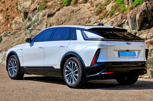 ▲캐딜락 리릭(사진=한국GM)