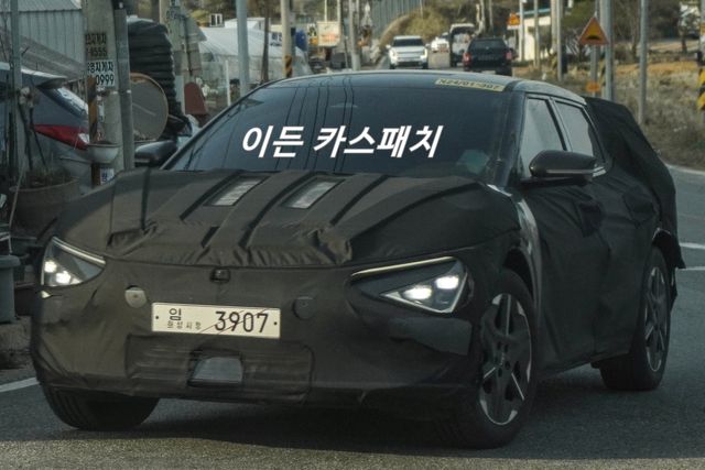 ▲기아 EV6 부분 변경 모델 스파이샷(사진=네이버 블로그 '이든')
