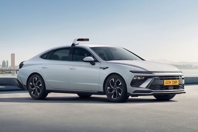 ▲현대 쏘나타 택시(사진=현대차)