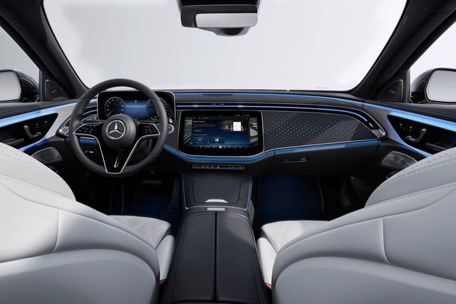 ▲메르세데스-벤츠 E클래스 실내(사진=메르세데스-벤츠)