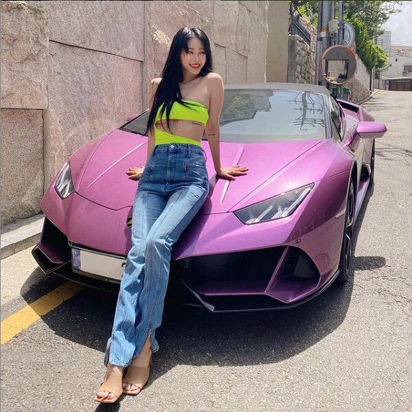 ▲배우 한예슬의 우라칸 스파이더(사진=한예슬 인스타그램)