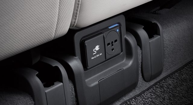 ▲참고사진, 현대 아이오닉 5의 실내 V2L(사진=View H)