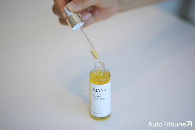 ▲드로퍼로 엘릭시르 페이스 세럼을 끌어올린 모습 (사진=양봉수)