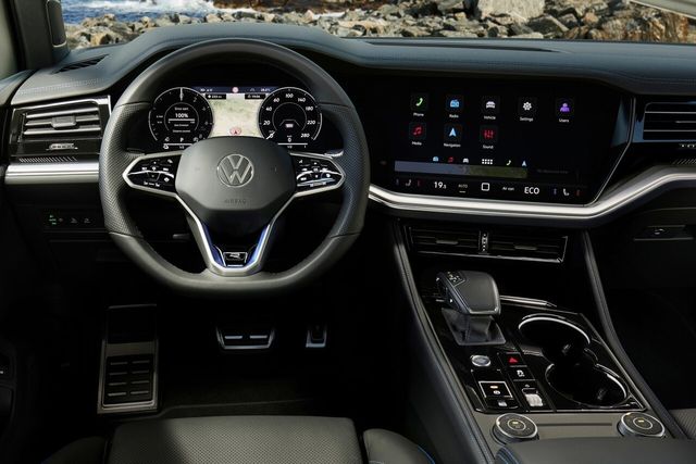 ▲폭스바겐 투아렉 실내(사진=폭스바겐)