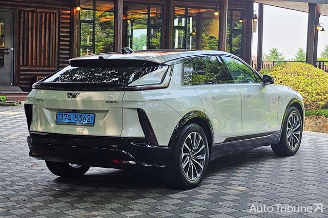 ▲캐딜락 리릭 (사진=오토트리뷴)