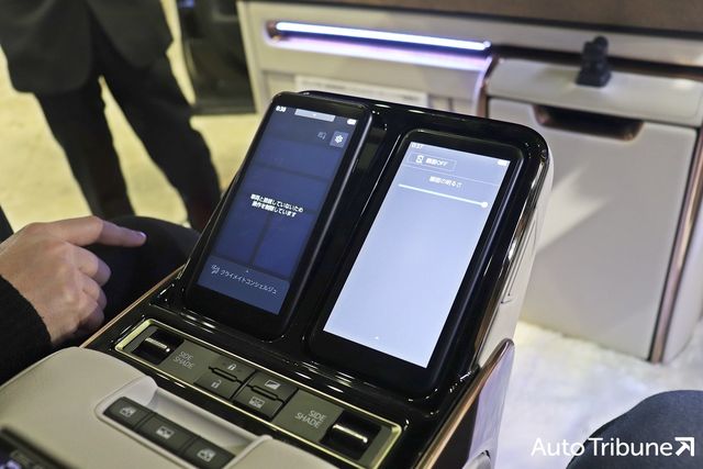 ▲렉서스 LM 리어 멀티 오퍼레이션 패널(사진=최현진 기자)