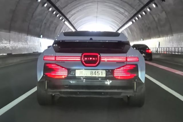 ▲국내 도로에서 포착된 휴먼 호라이즌 하이파이 Z(사진=유튜브 '모트라인')