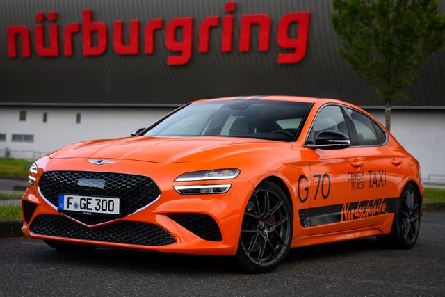 ▲제네시스 트랙 택시 노르트슐라이페(사진=제네시스)