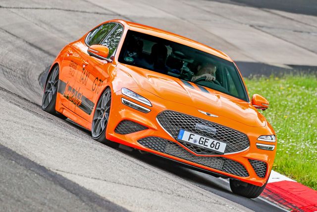 ▲제네시스 트랙 택시 노르트슐라이페(사진=제네시스)