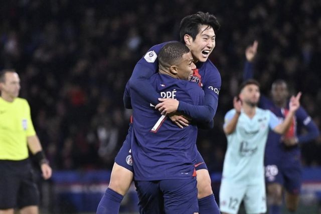 ▲PSG 이강인과 음바페 (사진=이강인 SNS)