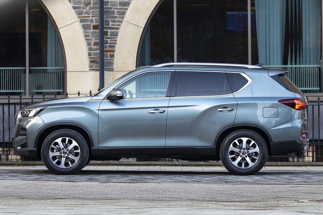 ▲KG모빌리티 렉스턴(사진=KG모빌리티)