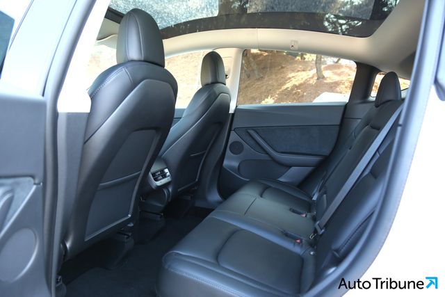 ▲테슬라 모델 Y 퍼포먼스 2열 시트(사진=양봉수 기자)