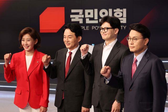 ▲국민의힘 당 대표 TV토론에 참석한 후보들 (사진=뉴스1)