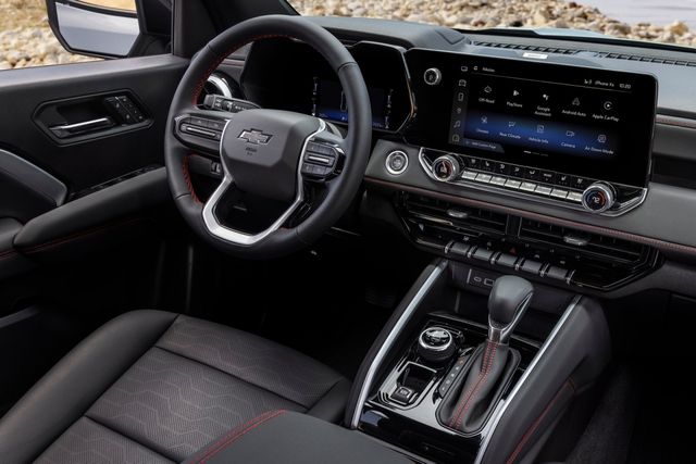 ▲쉐보레 올 뉴 콜로라도 실내(사진=쉐보레)