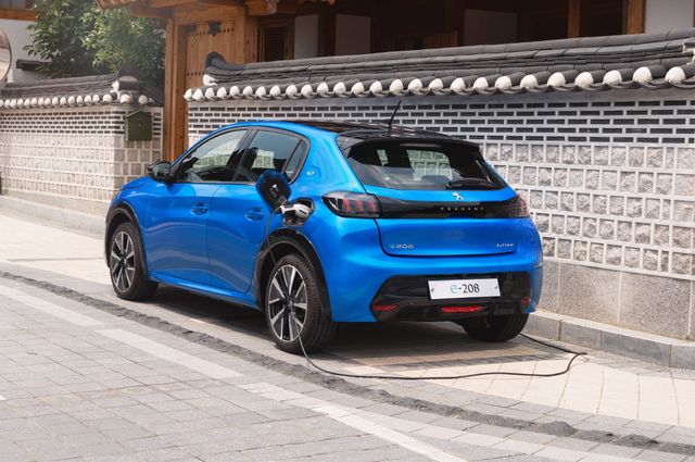 ▲푸조 e-208(사진=푸조)