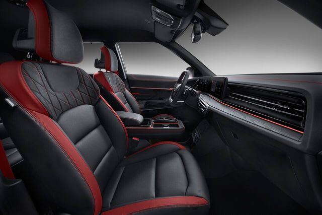 ▲KGM 액티언 실내(사진=KGM)