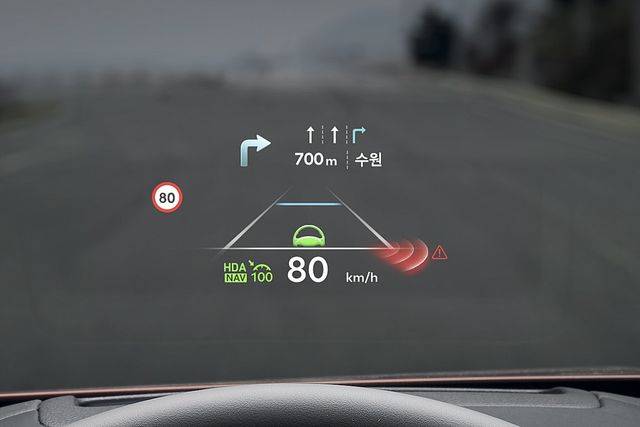 ▲제네시스 G80 헤드업 디스플레이(사진=제네시스)