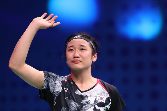 ▲ 2022 항저우 아시안게임 배드민턴 여자 단식 결승전에서 승리하고 눈물 흘리는 안세영 (사진=연합뉴스)