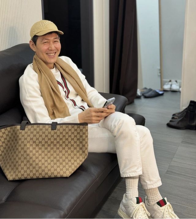 ▲지난 12일 이정재가 인스타그램에 올린 사진(사진=이정재 SNS)