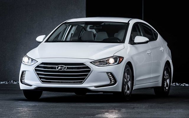 ▲현대 아반떼 AD 초기형(사진=현대차)