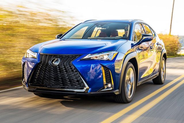 ▲1세대 UX(사진=렉서스)