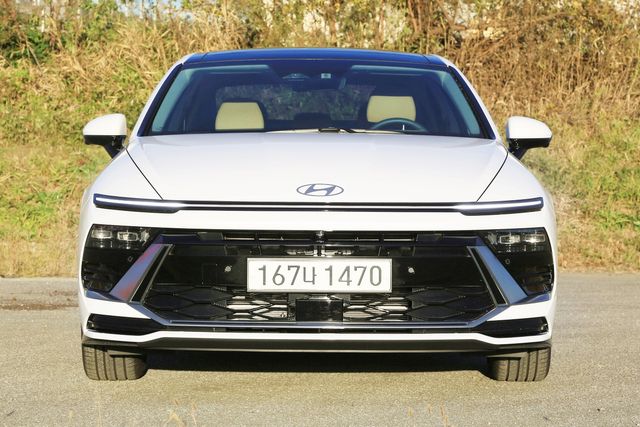 ▲현대 쏘나타(사진=오토트리뷴 DB)