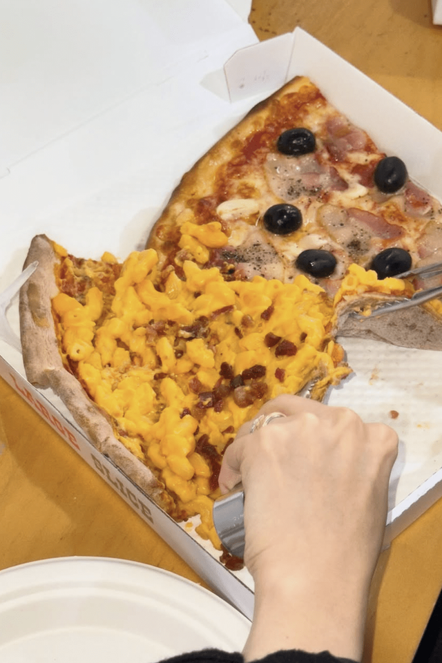 ▲박규영이 올린 피자 사진 (사진=박규영 SNS)