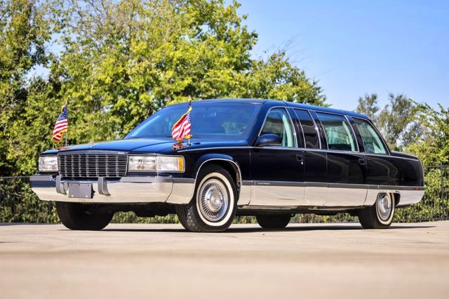 ▲캐딜락 플리트우드 브로엄 프레지덴셜 리무진(사진=Mecum Auctions)
