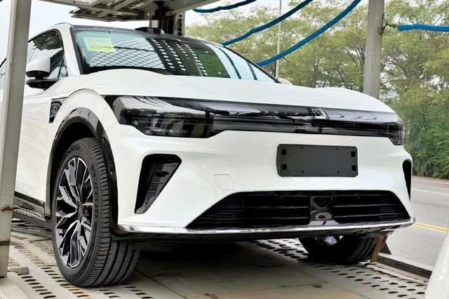 지커 7X 부분 변경 모델 스파이샷 /사진=웨이보