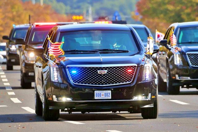 도널드 트럼프 대통령이 타고 이동 중인 캐딜락 프레지덴셜 스테이트 카 /사진=연합뉴스