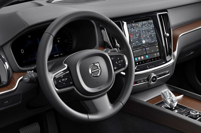 V60CC 포레스트 레이크 에디션 /사진=볼보