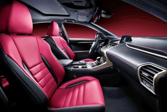 1세대 NX 300h /사진=렉서스