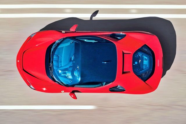 ▲SF90 스트라달레(사진=페라리)