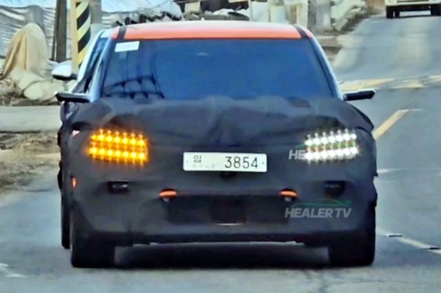 ▲제네시스 GV60 마그마 양산차 스파이샷(사진=유튜브 '힐러 Healer TV')