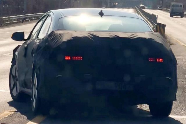 ▲현대 신형 아이오닉 6 테스트카 스파이샷(사진=네이버 블로그 '지안')