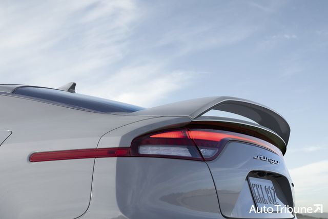 ▲스팅어는 연식변경을 통해 스포일러를 새롭게 적용할 정도로 상품성 개선에 힘썼지만, 판매량은 저조하다.(사진=기아)