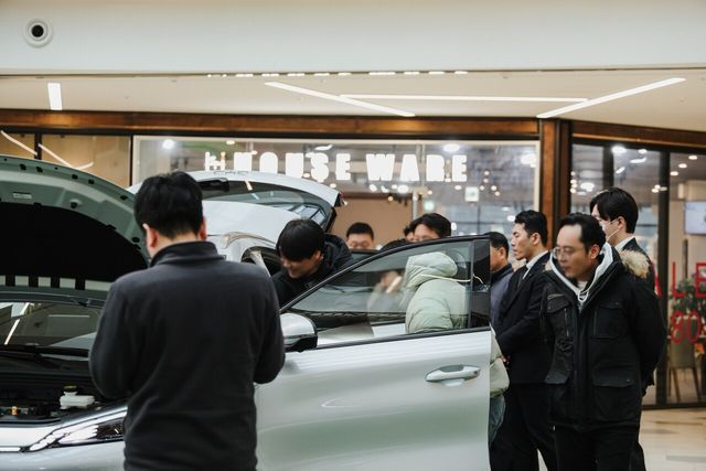 ▲DT 네트웍스, BYD Auto 분당 전시장 오픈 앞두고 팝업스토어 진행(사진=DT 네트웍스)