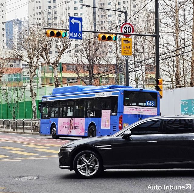 ▲비보호 신호등 (사진=오토트리뷴)