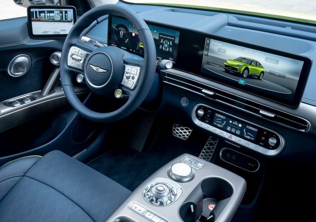 ▲제네시스 GV60의 운전석 (사진=제네시스)