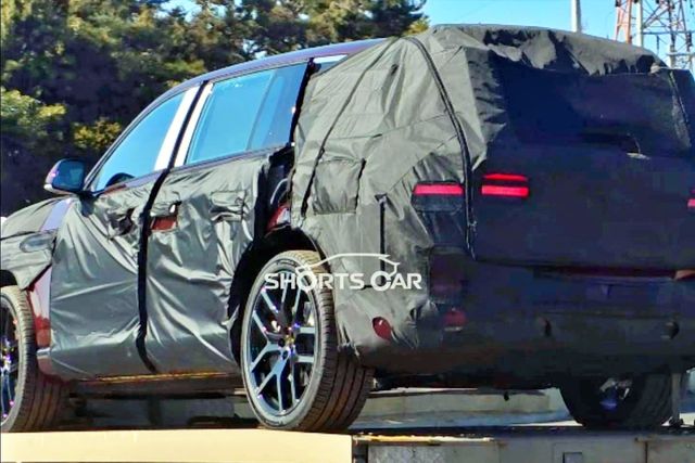 ▲제네시스 GV90 코치 도어 적용 테스트뮬 스파이샷(사진=인스타그램 'shorts_car')