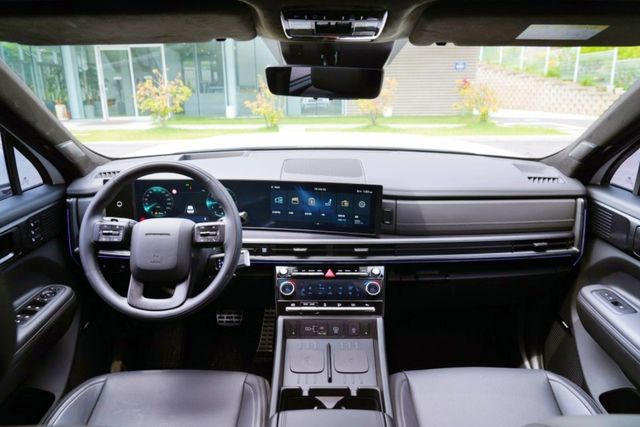 ▲현대 싼타페(사진=VIEW H)