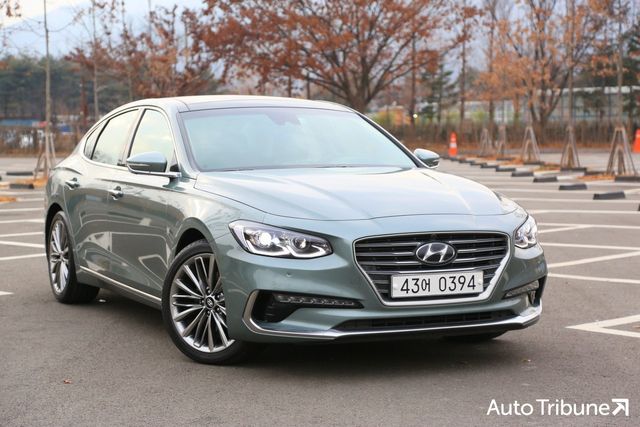 ▲현대 그랜저 IG 초기형(사진=오토트리뷴 DB)