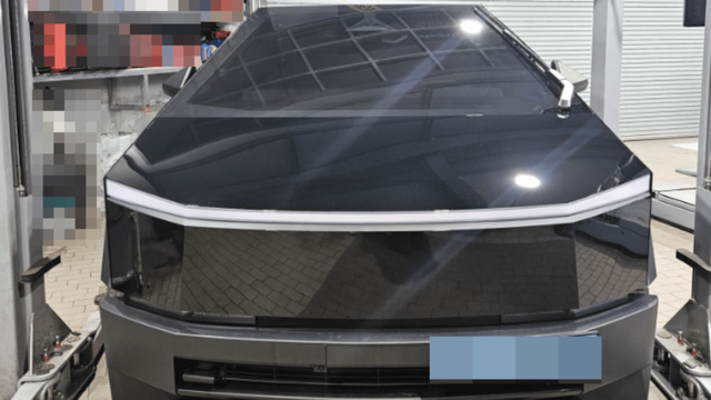 ▲시아준수가 들여온 것으로 알려진 테슬라 사이버트럭 (사진=테슬라 병행수입업체)