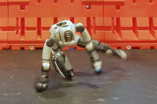 ▲브레이크 댄스를 추는 아틀라스 (사진=보스턴다이내믹스,현대차)