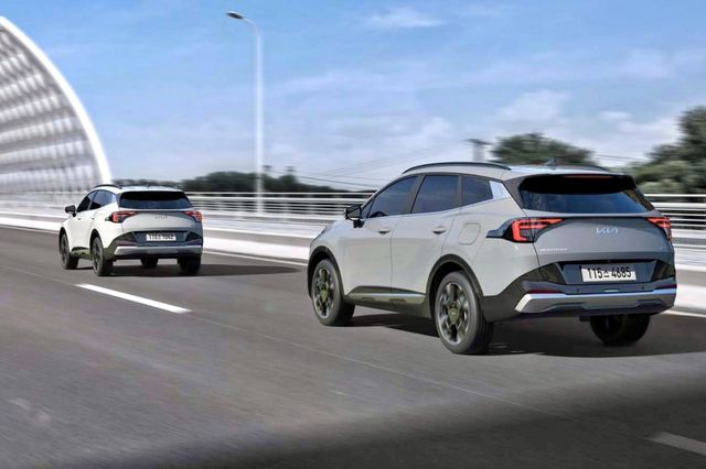 ▲참고사진, 도로 위를 달리는 스포티지(사진=기아)