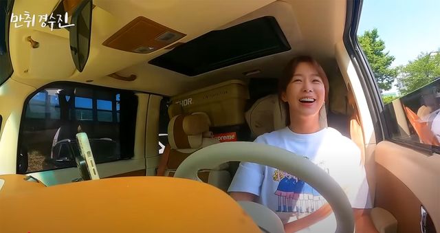 ▲배우 경수진의 레이 캠핑카(사진=MBC '나혼자산다')