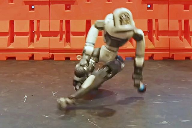 ▲브레이크 댄스를 추는 아틀라스 (사진=테슬라)