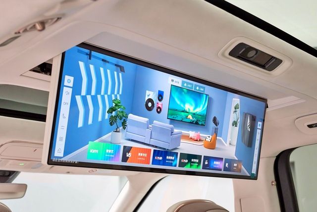 ▲900 2열 디스플레이(사진=링크앤코)